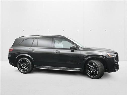 2026 Mercedes-Benz GLS 450 4MATIC