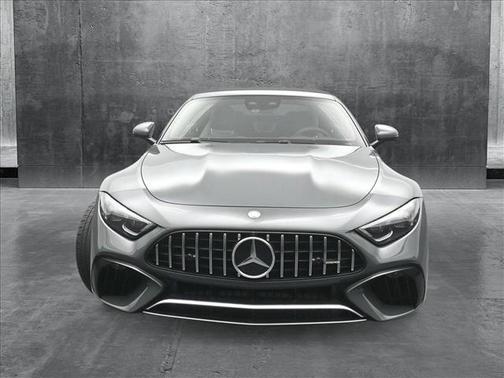 2025 Mercedes-Benz AMG SL 63 Base