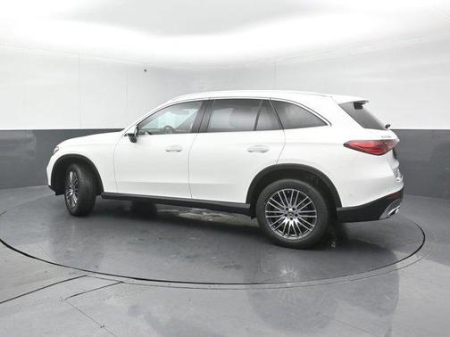 2026 Mercedes-Benz GLC 300 4MATIC