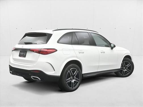 2025 Mercedes-Benz GLC 300 4MATIC