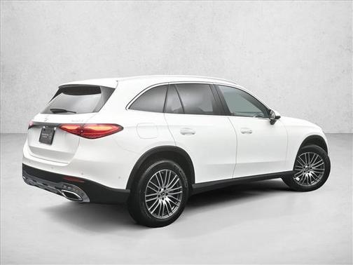 2025 Mercedes-Benz GLC 300 4MATIC
