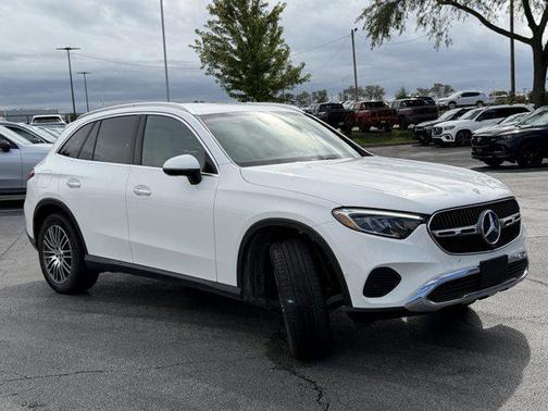 2025 Mercedes-Benz GLC 300 4MATIC