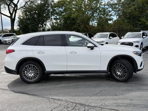 2025 Mercedes-Benz GLC 300 4MATIC