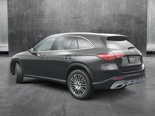 2025 Mercedes-Benz GLC 300 4MATIC