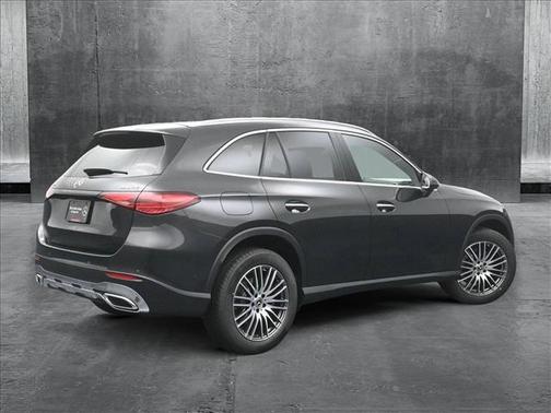 2025 Mercedes-Benz GLC 300 4MATIC