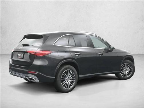 2025 Mercedes-Benz GLC 300 4MATIC