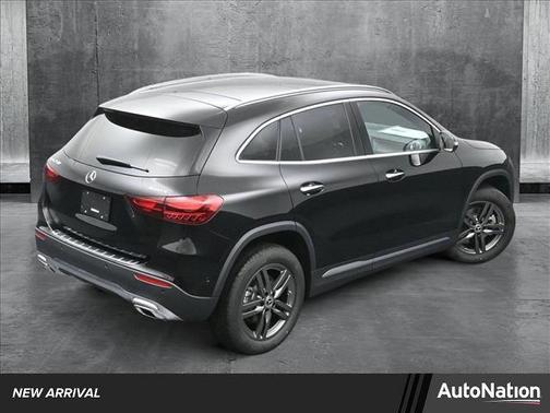 2025 Mercedes-Benz GLA 250 4MATIC