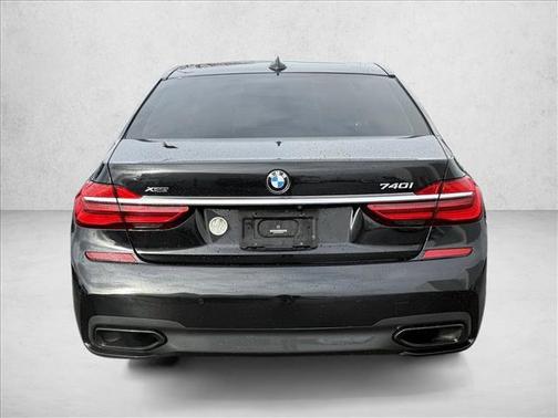 2017 BMW 740 xDrive