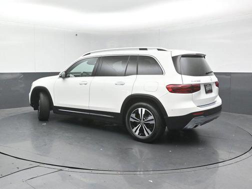 2025 Mercedes-Benz GLB 250 4MATIC