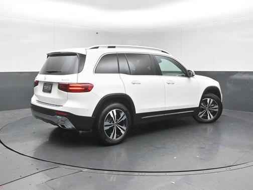 2025 Mercedes-Benz GLB 250 4MATIC