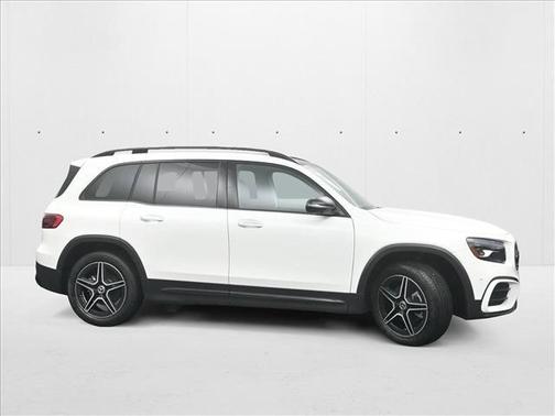 2025 Mercedes-Benz GLB 250 4MATIC