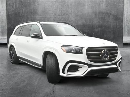 2025 Mercedes-Benz GLS 450 4MATIC