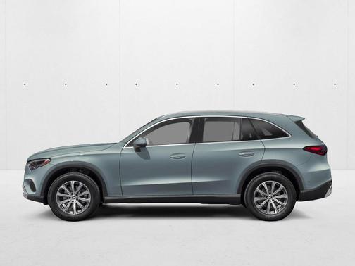 Verde Silver Metallic 2026 Mercedes-Benz GLC 300 4MATIC