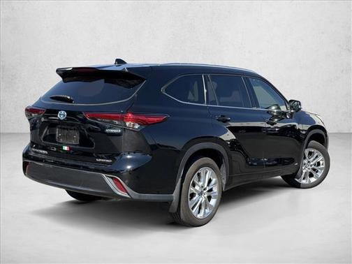 2023 Toyota Highlander Hybrid Limited