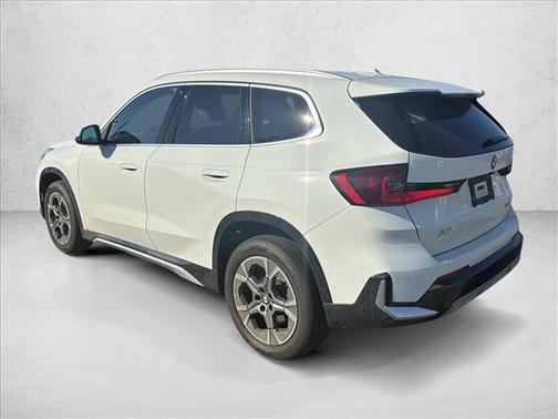 Alpine White 2023 BMW X1 xDrive28i
