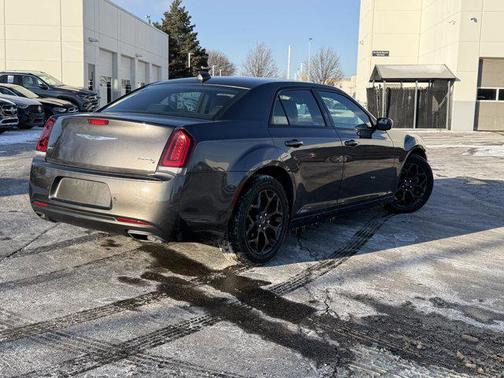 2019 Chrysler 300 S