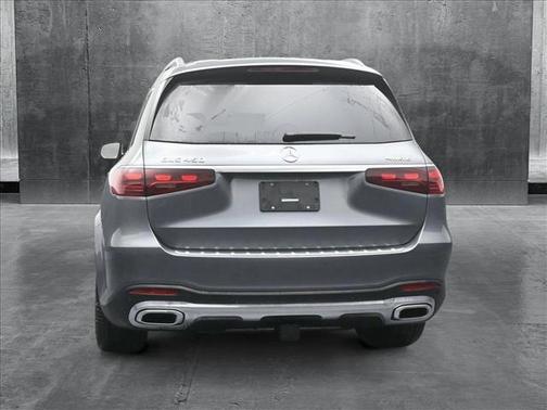 2025 Mercedes-Benz GLS 450 4MATIC