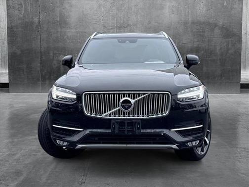 2018 Volvo XC90 T6 Inscription