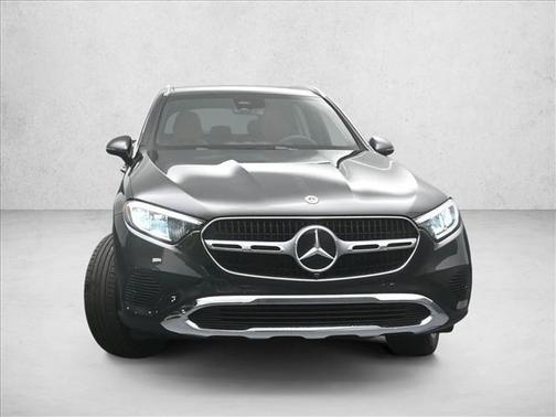 Graphite Grey Metallic 2026 Mercedes-Benz GLC 300 4MATIC