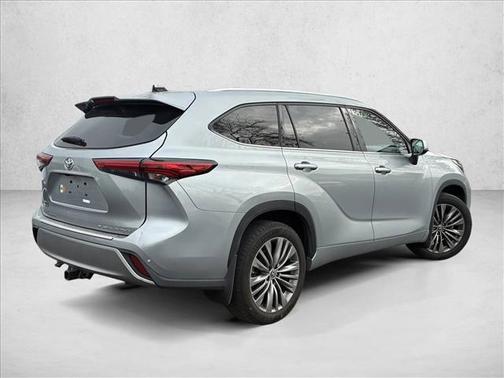 2020 Toyota Highlander Platinum