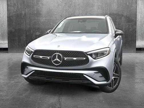 2025 Mercedes-Benz GLC 300 4MATIC