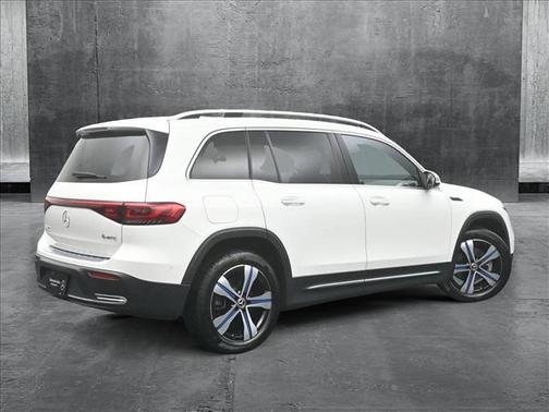 2022 Mercedes-Benz EQB 300 4MATIC