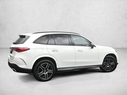 2026 Mercedes-Benz GLC 300 4MATIC