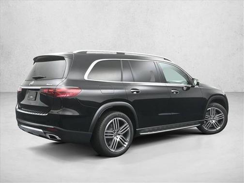 2026 Mercedes-Benz GLS 450 4MATIC