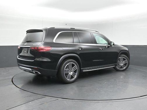 2026 Mercedes-Benz GLS 450 4MATIC