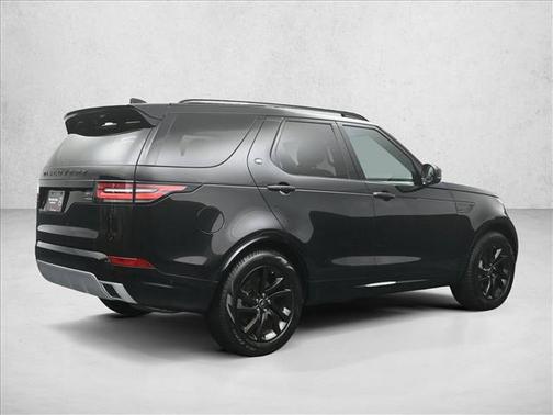 2020 Land Rover Discovery Landmark Edition