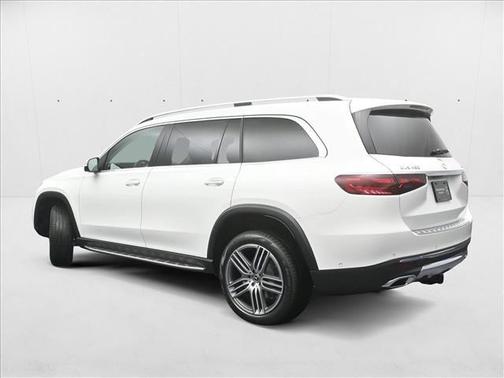 2026 Mercedes-Benz GLS 450 4MATIC