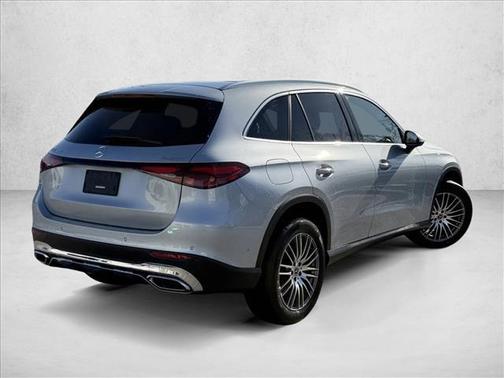 2025 Mercedes-Benz GLC 300 4MATIC