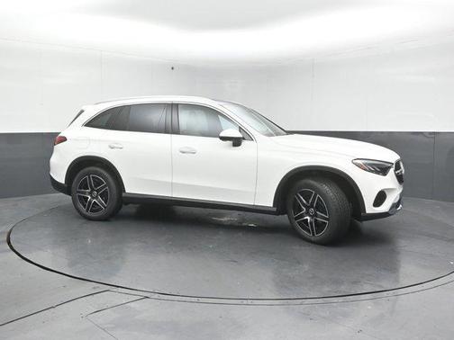 2026 Mercedes-Benz GLC 300 4MATIC