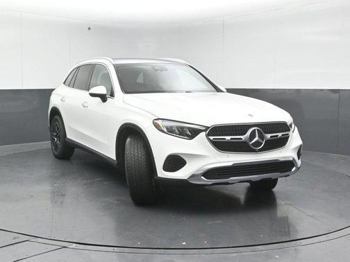 2026 Mercedes-Benz GLC 300 4MATIC
