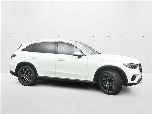 2026 Mercedes-Benz GLC 300 4MATIC