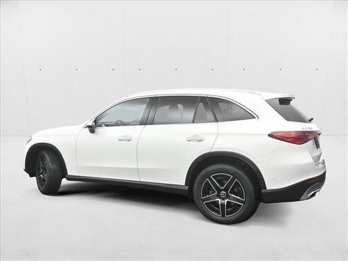 2026 Mercedes-Benz GLC 300 4MATIC