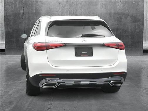 2025 Mercedes-Benz GLC 350e Base