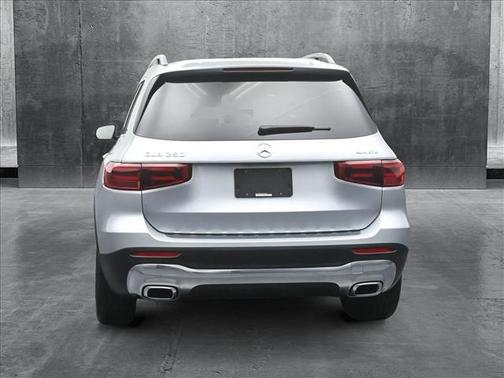 2025 Mercedes-Benz GLB 250 4MATIC