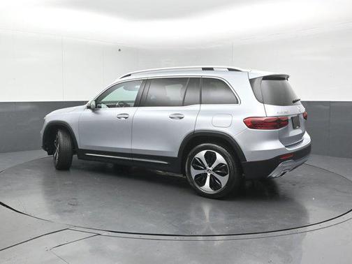 2025 Mercedes-Benz GLB 250 4MATIC
