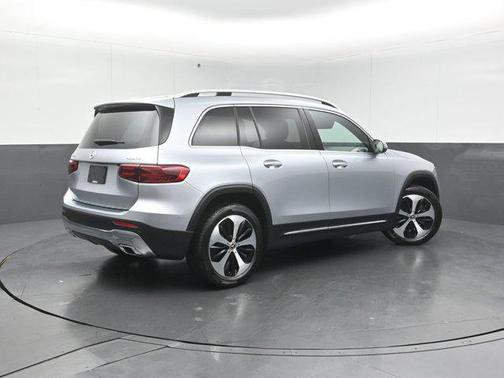 2025 Mercedes-Benz GLB 250 4MATIC