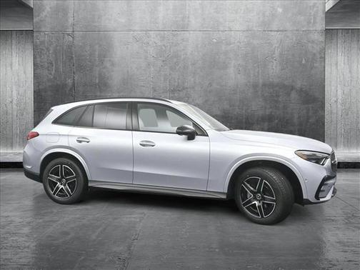 2025 Mercedes-Benz GLC 300 4MATIC