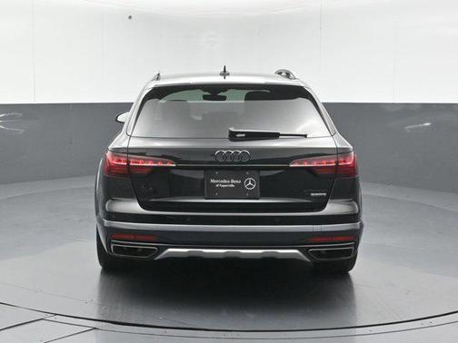 2023 Audi A4 allroad Prestige 45 TFSI quattro S tronic