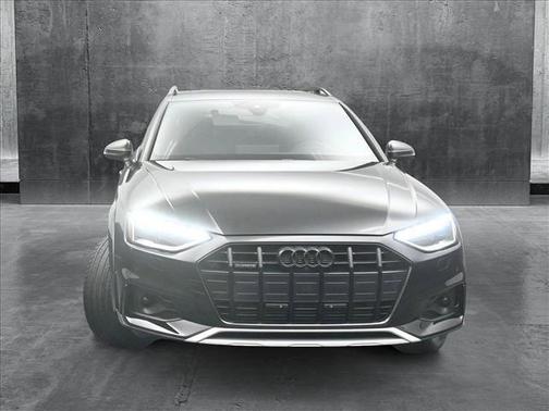2023 Audi A4 allroad Prestige 45 TFSI quattro S tronic