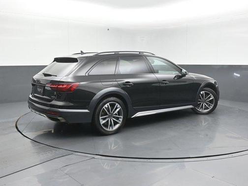 2023 Audi A4 allroad Prestige 45 TFSI quattro S tronic