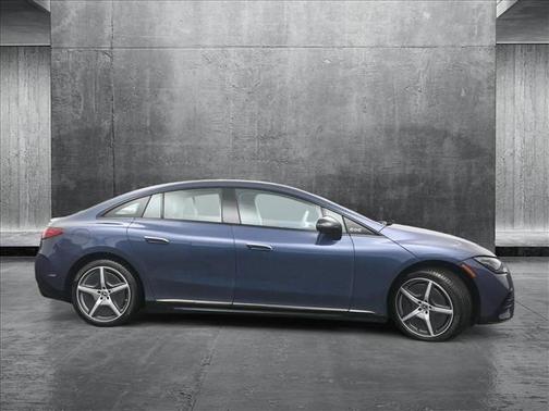 2025 Mercedes-Benz EQE 350 4MATIC