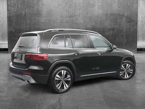 2025 Mercedes-Benz GLB 250 4MATIC