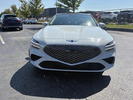 2022 Genesis G70 2.0T AWD