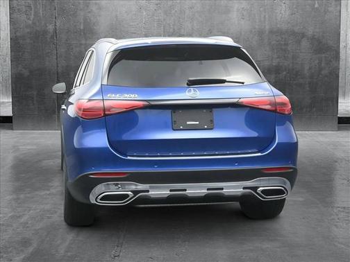2025 Mercedes-Benz GLC 300 4MATIC