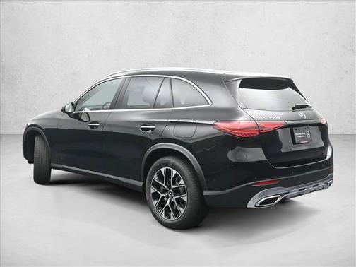 Black 2025 Mercedes-Benz GLC 350e Base