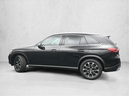 Black 2025 Mercedes-Benz GLC 350e Base
